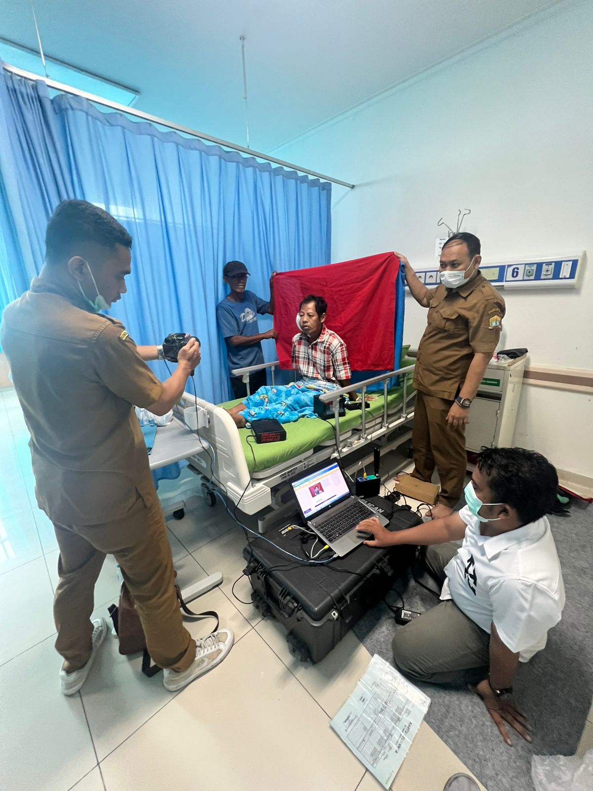 Jemput Bola Pelayanan Prioritas Perekaman KTP Elektronik di RSUD Banten