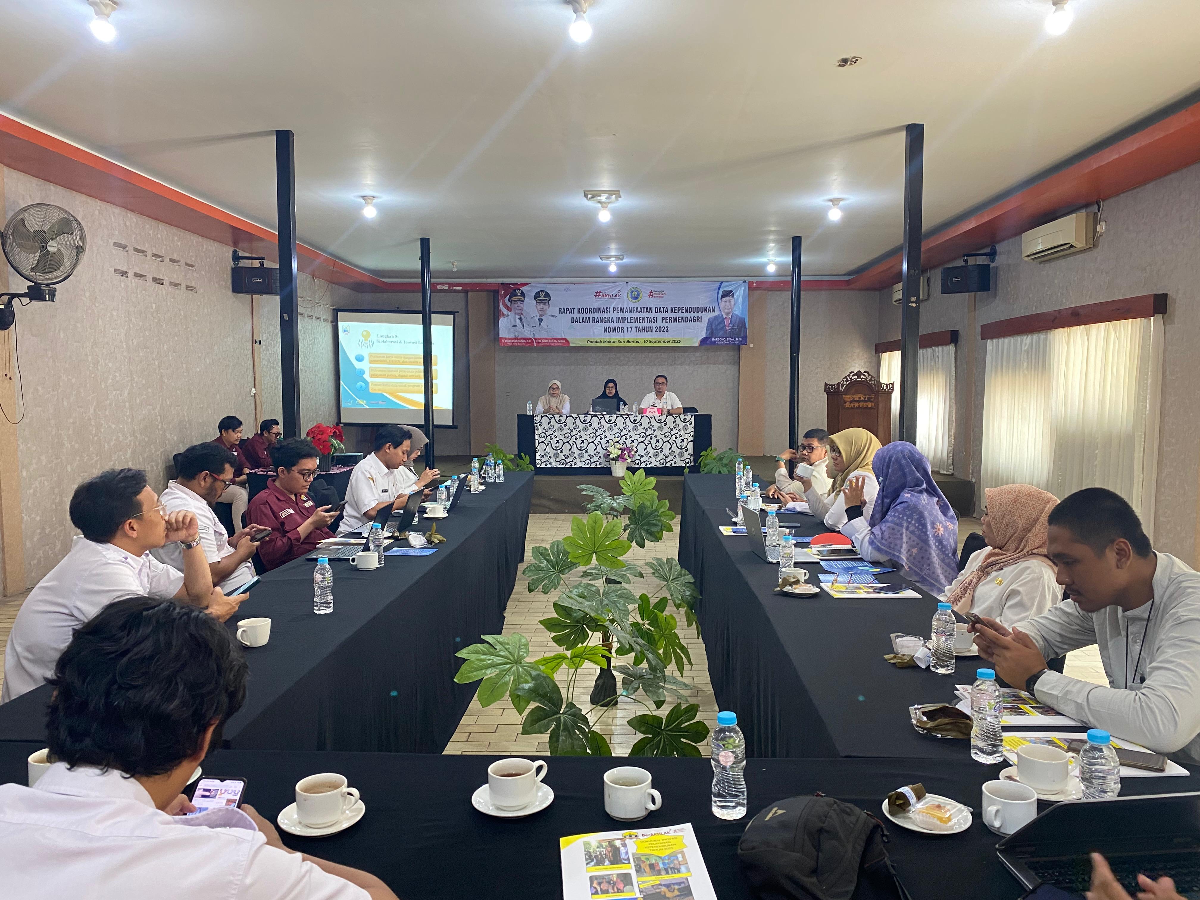 Rapat Koordinasi Penyelenggaraan Pemanfaatan Data Kependudukan oleh OPD dalam rangka  implementasi Mendagri no. 172023